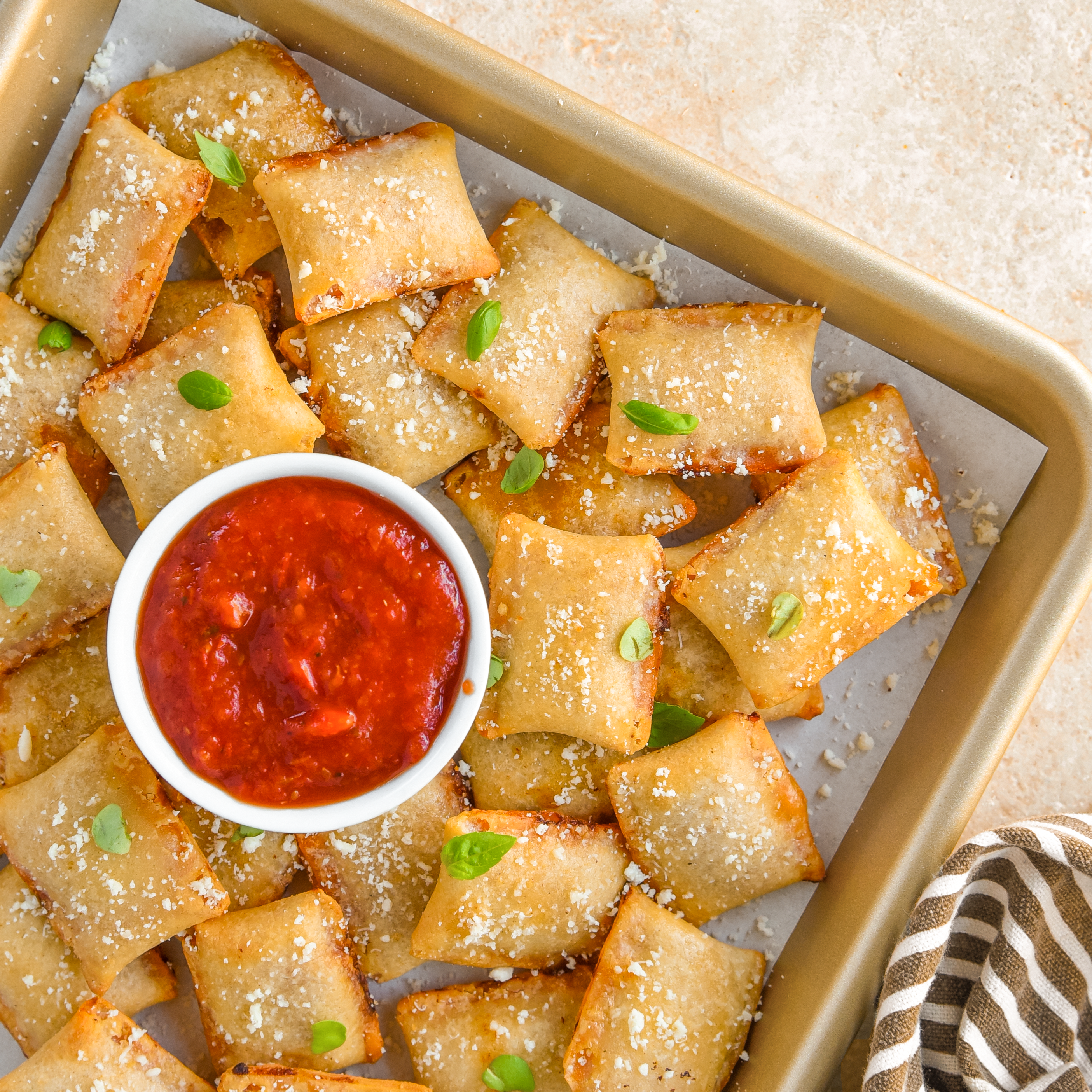 Mozzarella Provolone Pizza Snack Bites | Eat Milton's Mozzarella Provolone Pizza Snack Bites | Eat Milton's